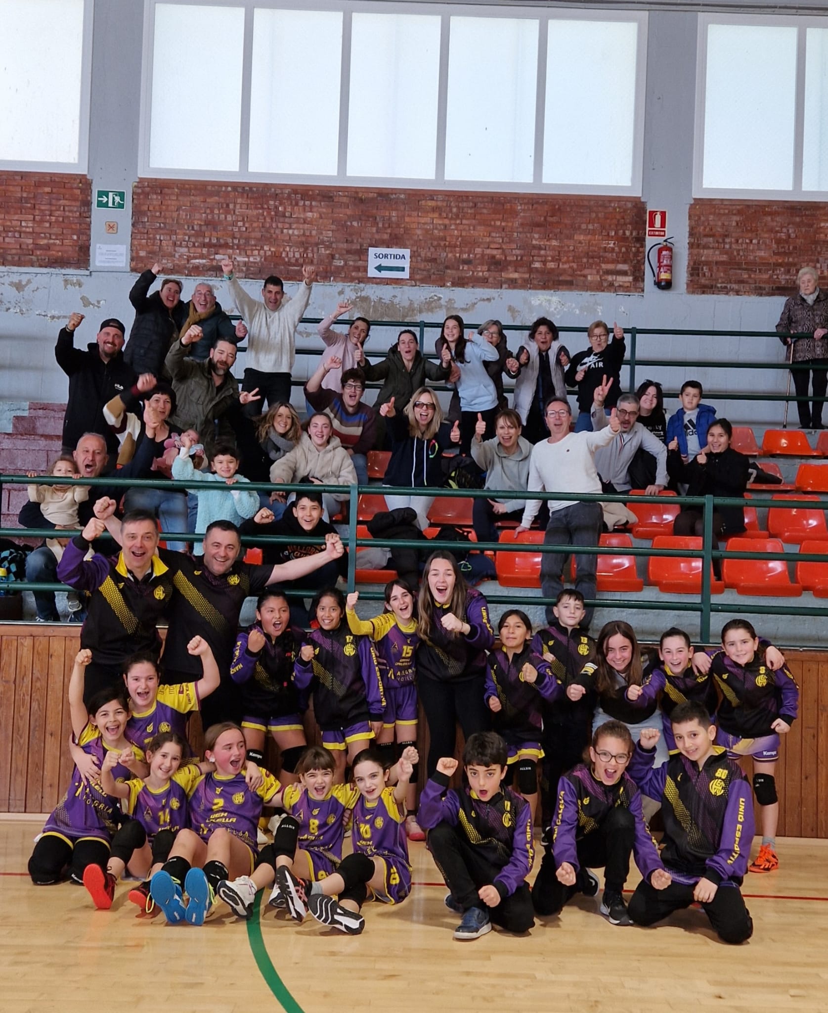 UEHC Benjamí Lila vs BM LA ROCA FM 12-4