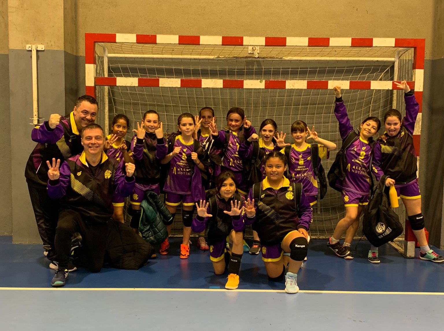 KH7-FBMG A. GONZALEZ vs UEHC Benjamí Lila 4-12