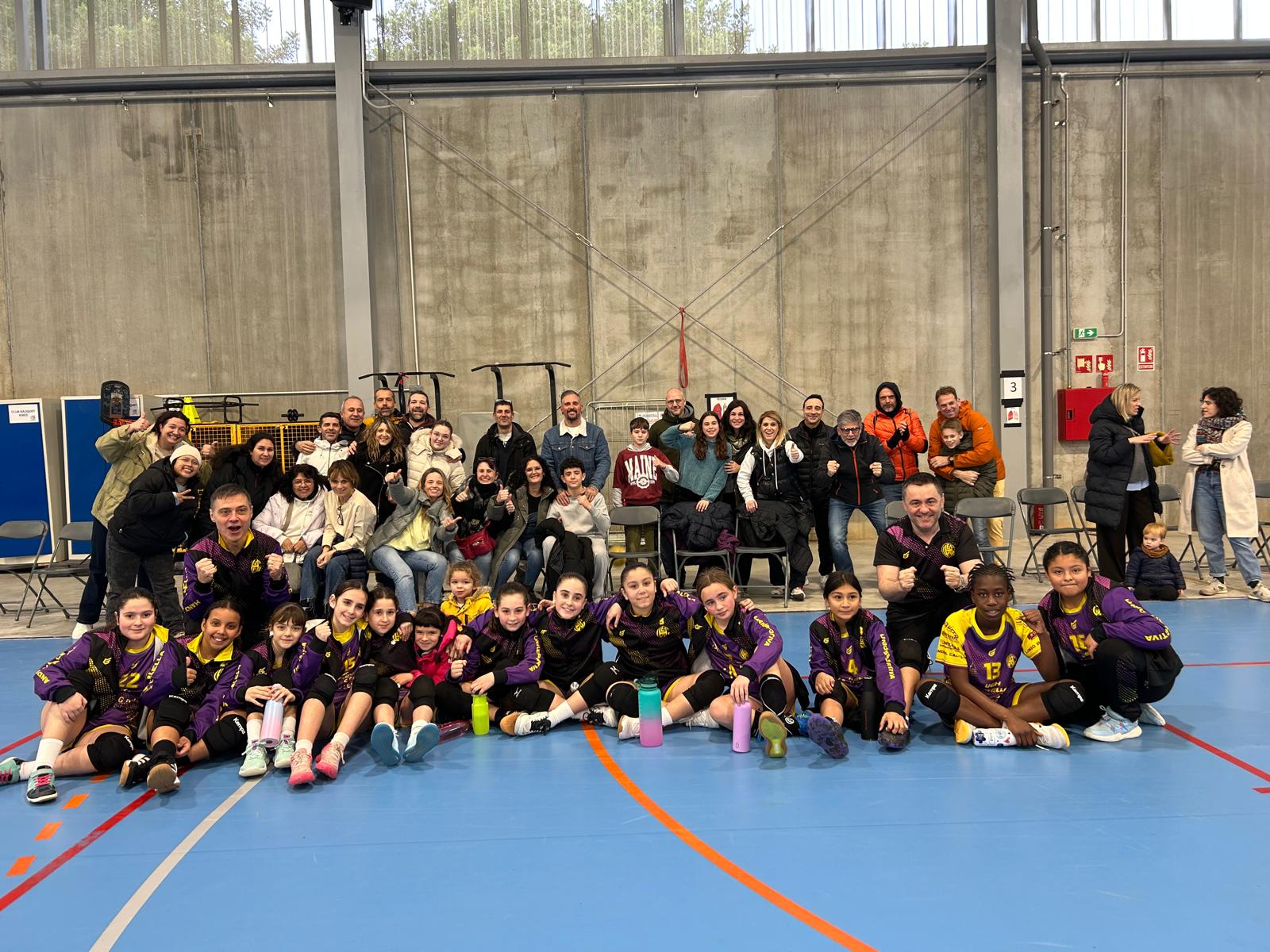 HANDBOL RIBES vs UEHC Aleví F Lila 11-5