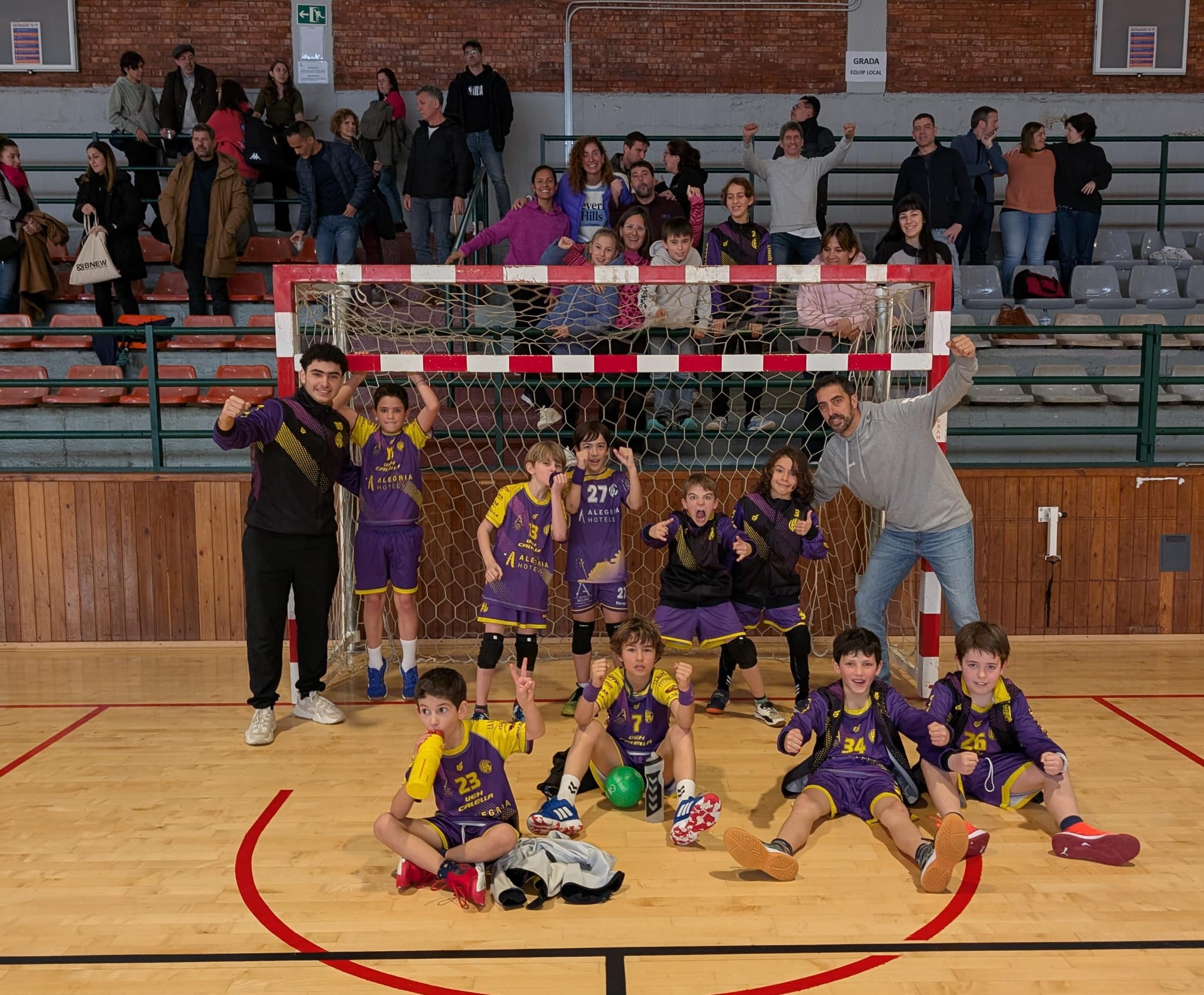 UEHC Benjamí vs CJHB MATARO NEGRE 8-8