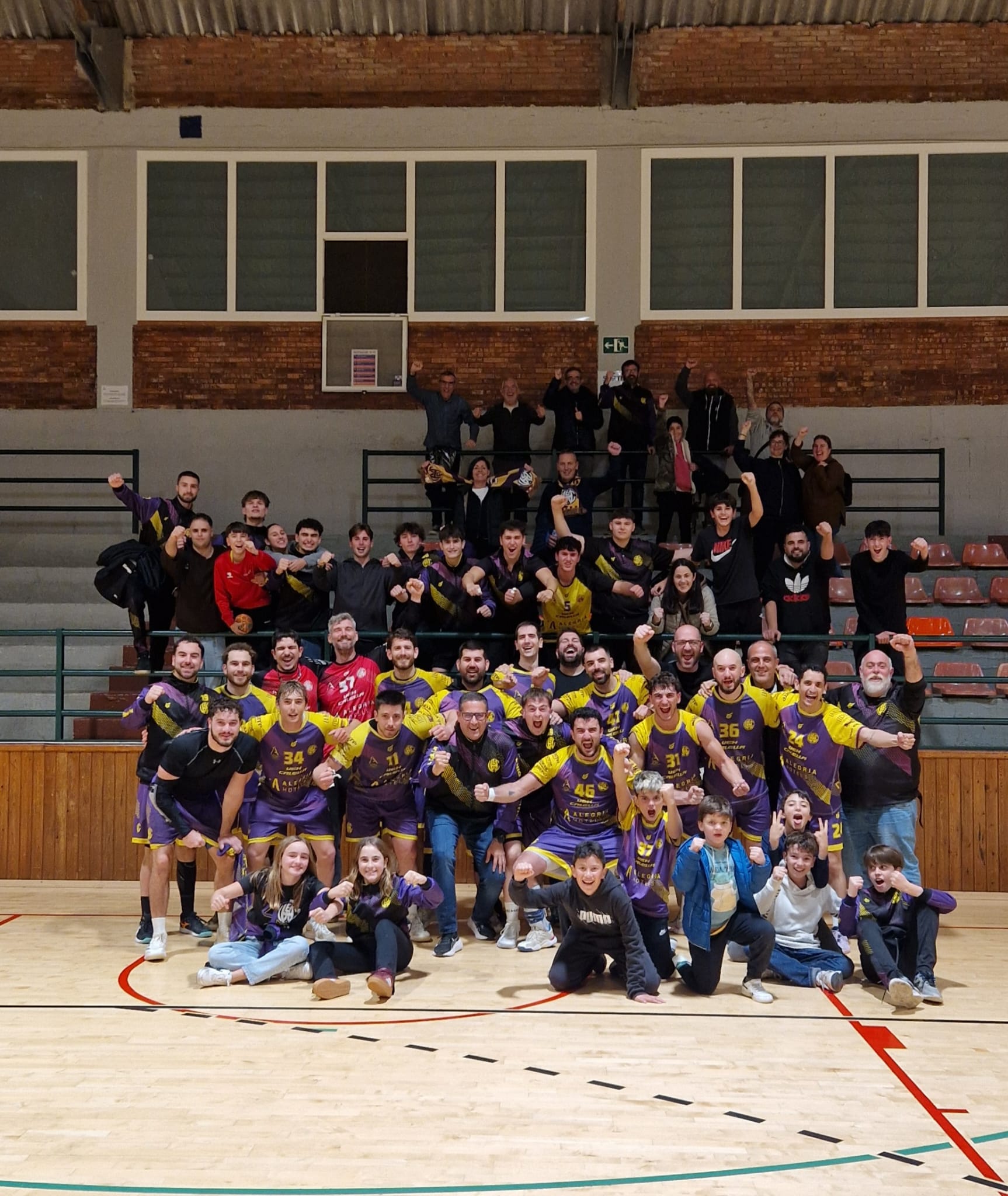 UEHC A vs HANDBOL BANYOLES 26-23